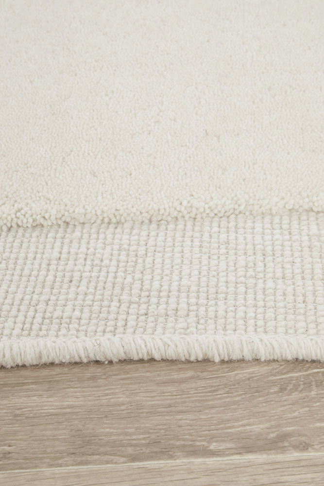 CLEO MILK RUG
