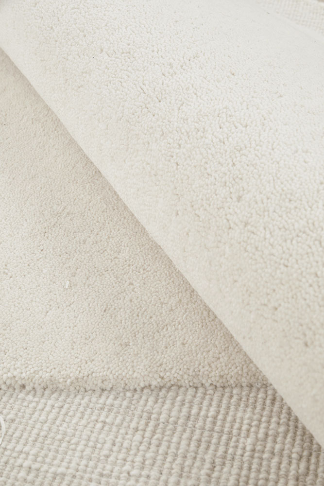 CLEO MILK RUG